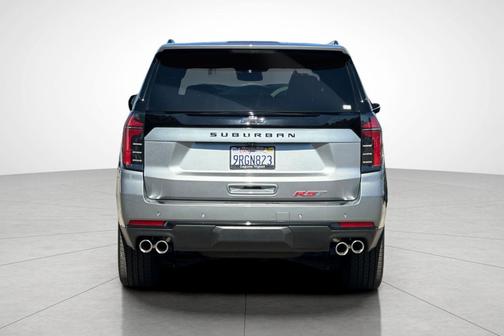 2025 Chevrolet Suburban RST