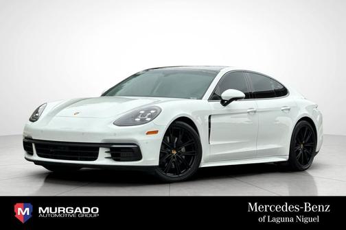 2018 Porsche Panamera 4S