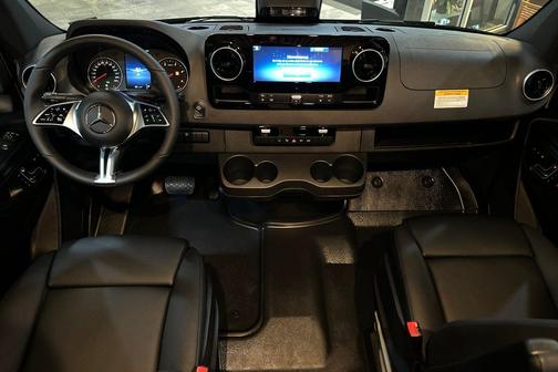 2026 Mercedes-Benz Sprinter 2500 Standard Roof
