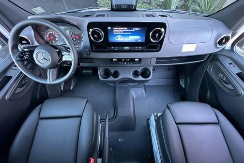 2026 Mercedes-Benz Sprinter 2500 High Roof