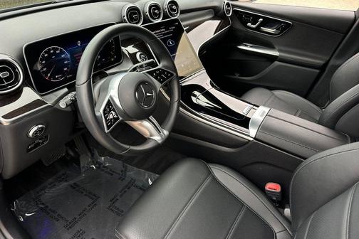 2025 Mercedes-Benz GLC 300 Base