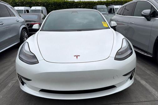 Pearl White Multi-Coat 2021 Tesla Model 3 Standard Range Plus