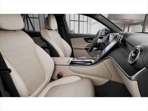 2025 Mercedes-Benz GLC 350e Base