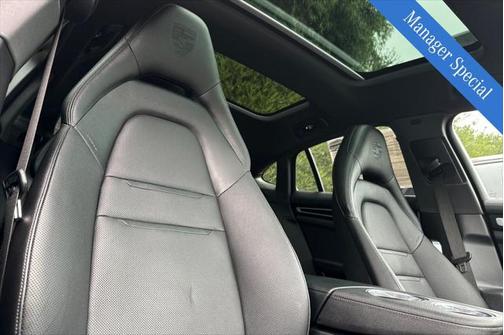 2023 Porsche Panamera Platinum Edition