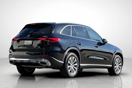 2025 Mercedes-Benz GLC 300 4MATIC