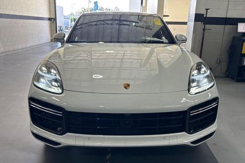 2023 Porsche Cayenne Turbo