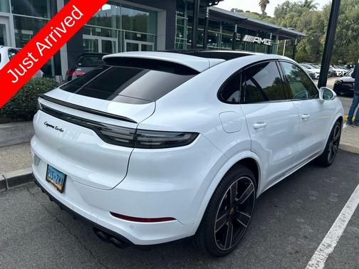 2023 Porsche Cayenne Turbo