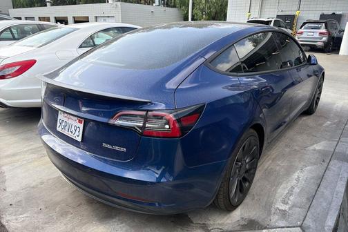 Pearl White Multi-Coat 2021 Tesla Model 3 Performance