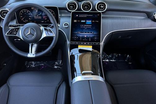 2025 Mercedes-Benz GLC 300 4MATIC