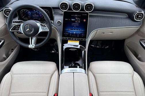 Polar White 2026 Mercedes-Benz GLC 300 Base