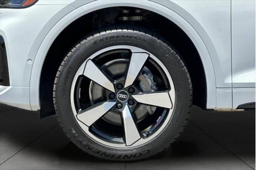 2022 Audi Q5 45 S line Prestige