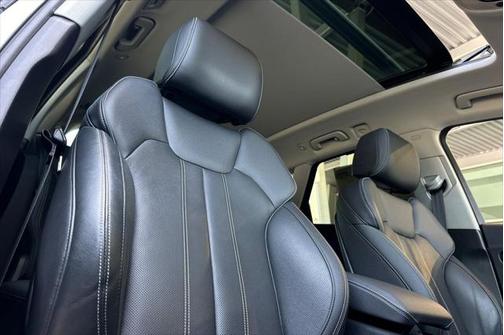 2022 Audi Q5 45 S line Prestige