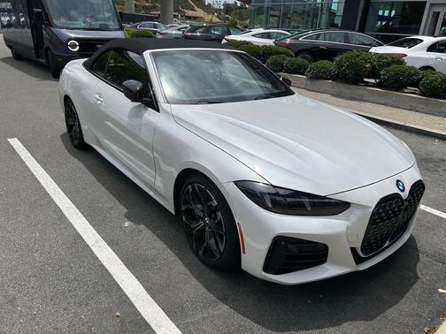 Mineral White Metallic 2025 BMW 430 i