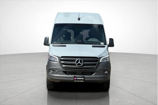 2025 Mercedes-Benz Sprinter 2500 Crew 144 WB
