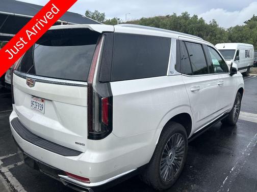 2022 Cadillac Escalade Premium Luxury