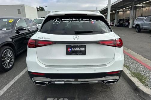 2025 Mercedes-Benz GLC 300 Base