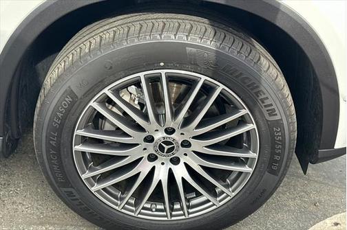 2025 Mercedes-Benz GLC 300 Base