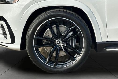 2026 Mercedes-Benz GLS 580 4MATIC