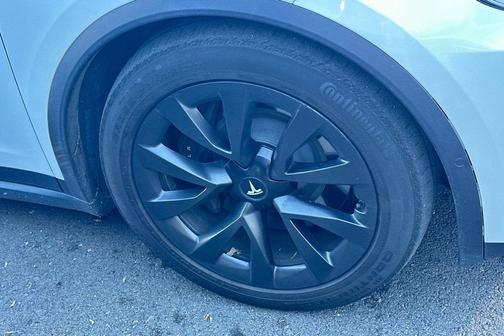 2023 Tesla Model X Standard Range