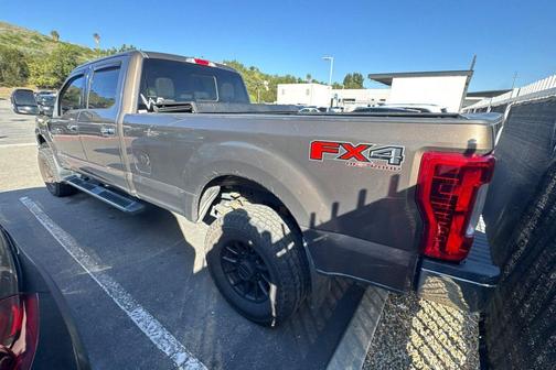 2017 Ford F-350 Lariat