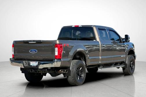 2017 Ford F-350 Lariat