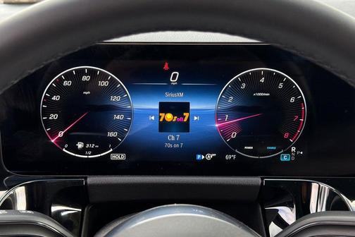 Polar White 2026 Mercedes-Benz GLA 250 4MATIC