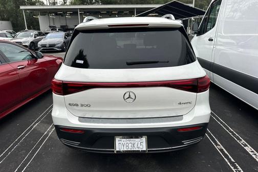 2024 Mercedes-Benz EQB 300 4MATIC