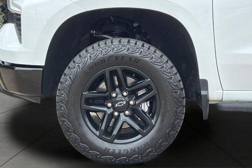 Summit White 2024 Chevrolet Silverado 1500 LT Trail Boss