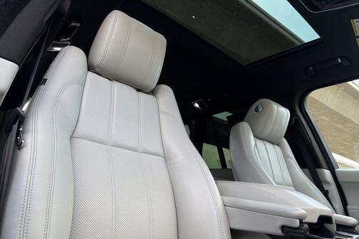 Indus Silver 2016 Land Rover Range Rover 3.0L Supercharged HSE