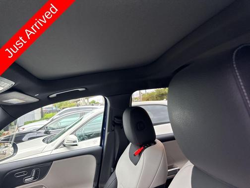 2022 Mercedes-Benz GLB 250 Base