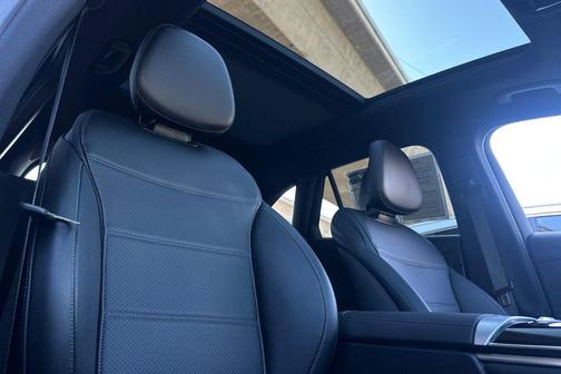 2026 Mercedes-Benz GLC 300 Base