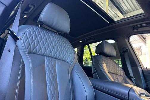 2022 BMW X5 PHEV xDrive45e