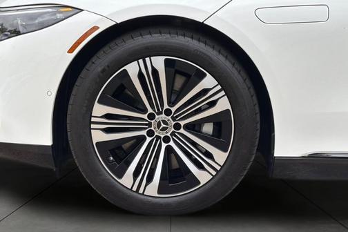 Polar White 2023 Mercedes-Benz EQS 450 4MATIC