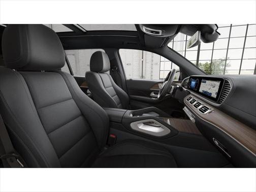 2025 Mercedes-Benz GLS 450 4MATIC