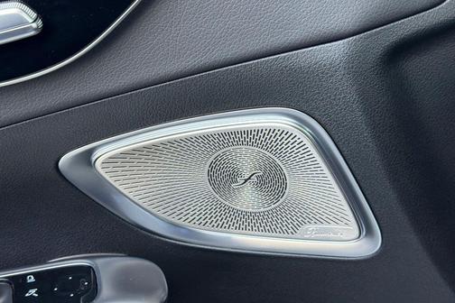 Selenite Grey Metallic 2026 Mercedes-Benz C-Class C 300