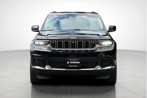 2022 Jeep Grand Cherokee L Laredo