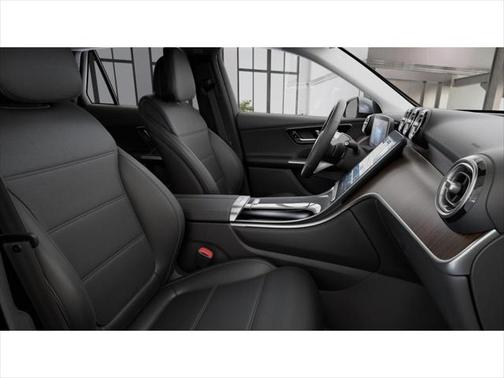 2025 Mercedes-Benz GLC 350e Base