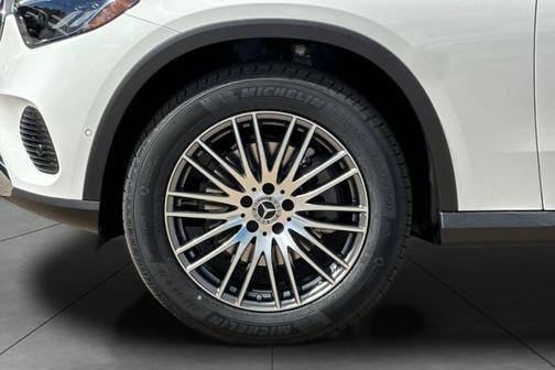 2026 Mercedes-Benz GLC 300 Base