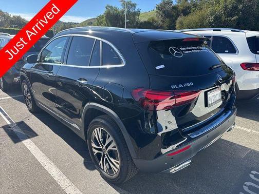 2025 Mercedes-Benz GLA 250 4MATIC