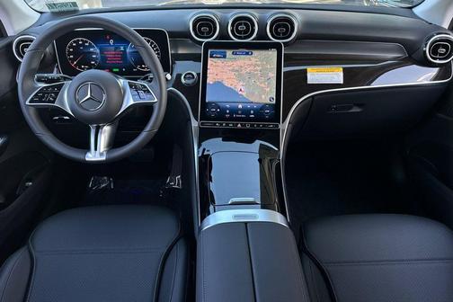 2025 Mercedes-Benz GLC 350e Base