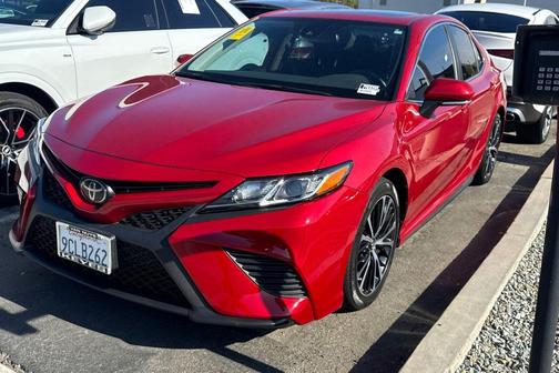 2019 Toyota Camry SE