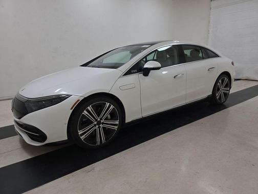 MANUFAKTUR Diamond White Metallic 2022 Mercedes-Benz EQS 450+ 4MATIC