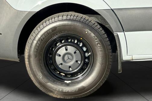 2026 Mercedes-Benz Sprinter 2500 Standard Roof