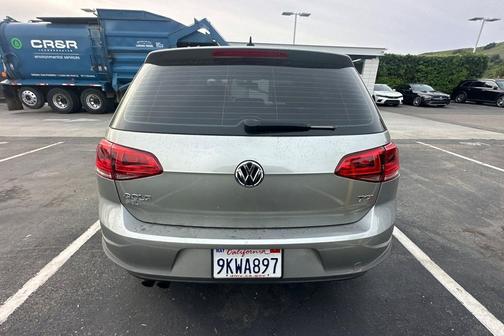 2017 Volkswagen Golf TSI SE 4-Door