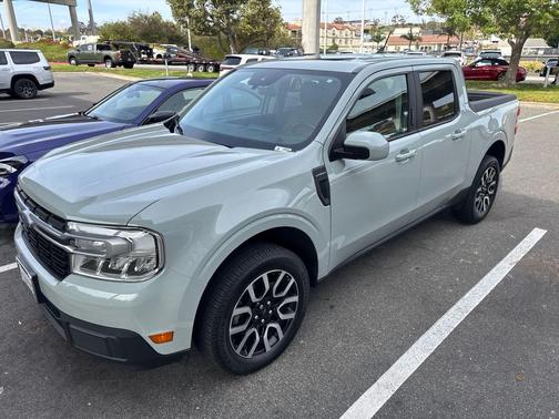 Cactus Gray 2023 Ford Maverick Lariat