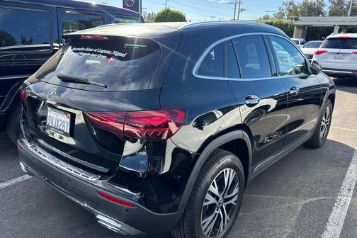 2025 Mercedes-Benz GLA 250 4MATIC