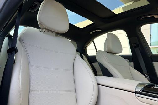 Polar White 2026 Mercedes-Benz C-Class C 300