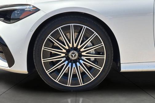 Polar White 2026 Mercedes-Benz CLE 450 4MATIC