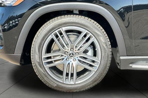 Black 2026 Mercedes-Benz GLS 450 4MATIC