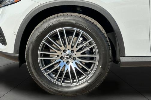 MANUFAKTUR Alpine Grey 2026 Mercedes-Benz GLC 300 Base